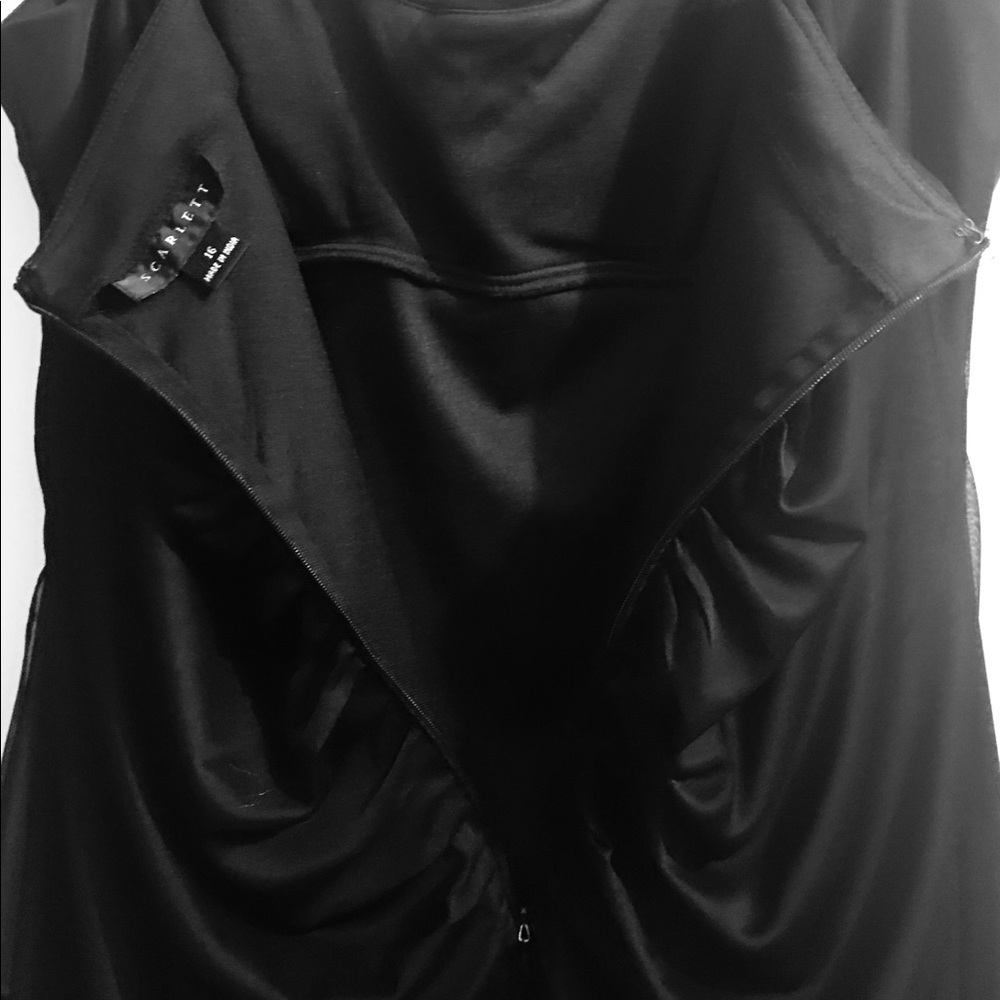 SOLD Scarlett Brand women’s black evening dress - Picture 7 of 8
